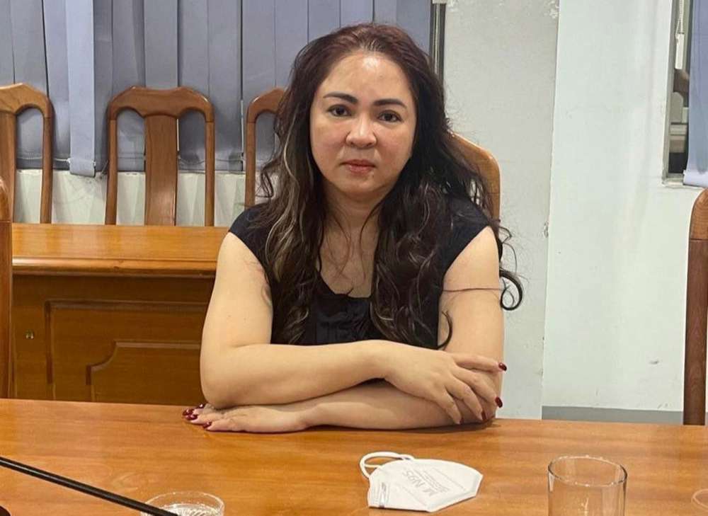 Tạm giam thêm 2 tháng bà Nguyễn Phương Hằng, trả hồ sơ lần 2