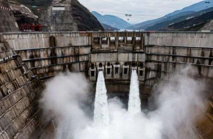 Trung Quốc xây siêu đập thủy điện gấp 3 lần Tam Hiệp: 'Bom nước' khiến láng giềng lo sợ