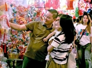 Phố lồng đèn, không gian Trung thu rực rỡ giữa lòng Chợ Lớn chính thức khai hội