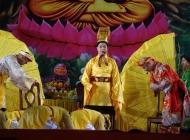 Cải lương kết hợp xiếc thế nào để kể chuyện vua Trần Nhân Tông?