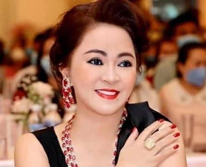 TAND TP.HCM triệu tập bà Nguyễn Phương Hằng đến phiên xét xử nhà báo Hàn Ni
