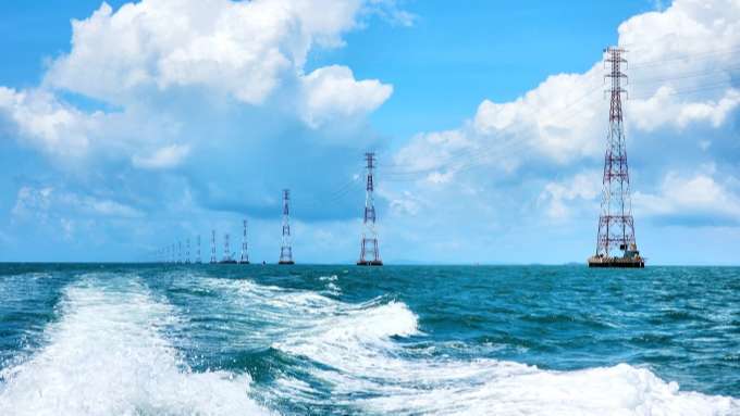 Vận hành đường dây 220 kV vượt biển dài nhất Đông Nam Á